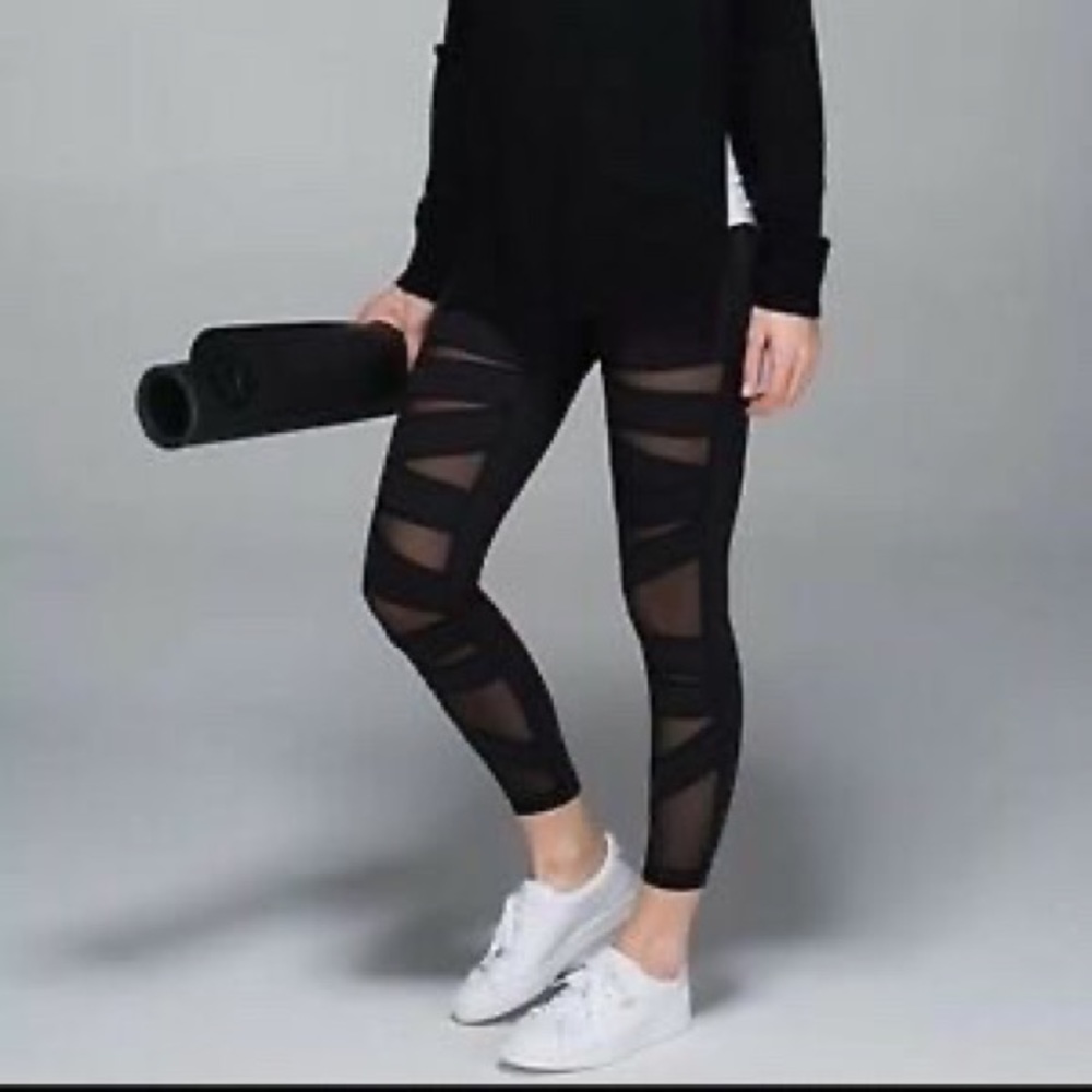 Lululemon High Times Mesh Pant - size 6 - Picture 2 of 4